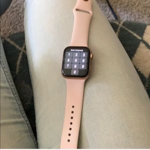 Apple Watch Series 4 ( 44mm )